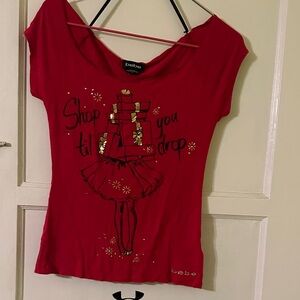 bebe Red Short-Sleeve Graphic Tee with Gold Accents